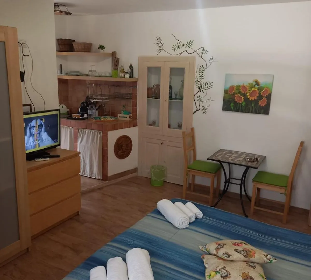 Apartment Antico Borgo - A Due Passi Dalle Gole Alcantara Motta Camastra Italy