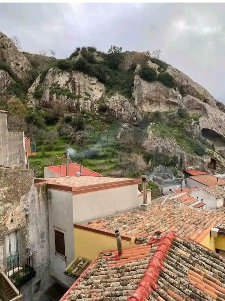 Antico Borgo - A Due Passi Dalle Gole Alcantara Motta Camastra Apartment