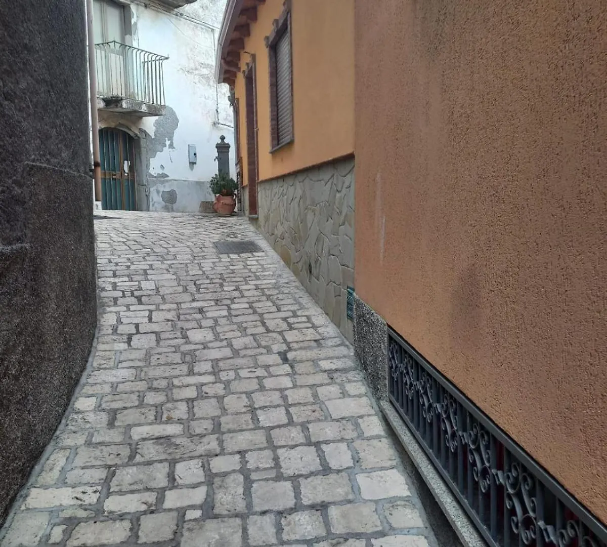 Antico Borgo - A Due Passi Dalle Gole Alcantara Motta Camastra Apartment