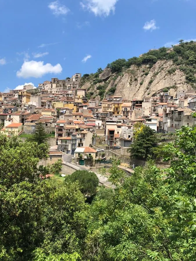 Antico Borgo - A Due Passi Dalle Gole Alcantara Motta Camastra Apartment