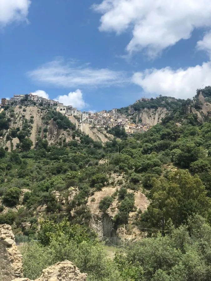 Apartment Antico Borgo - A Due Passi Dalle Gole Alcantara Motta Camastra
